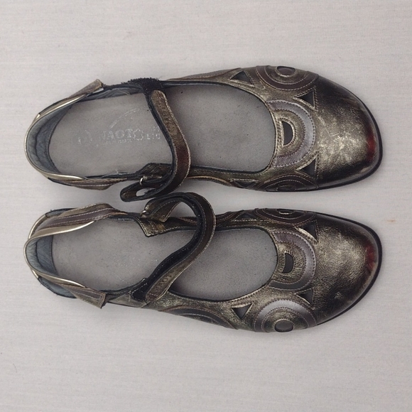 Naot shoe - Picture 1 of 4